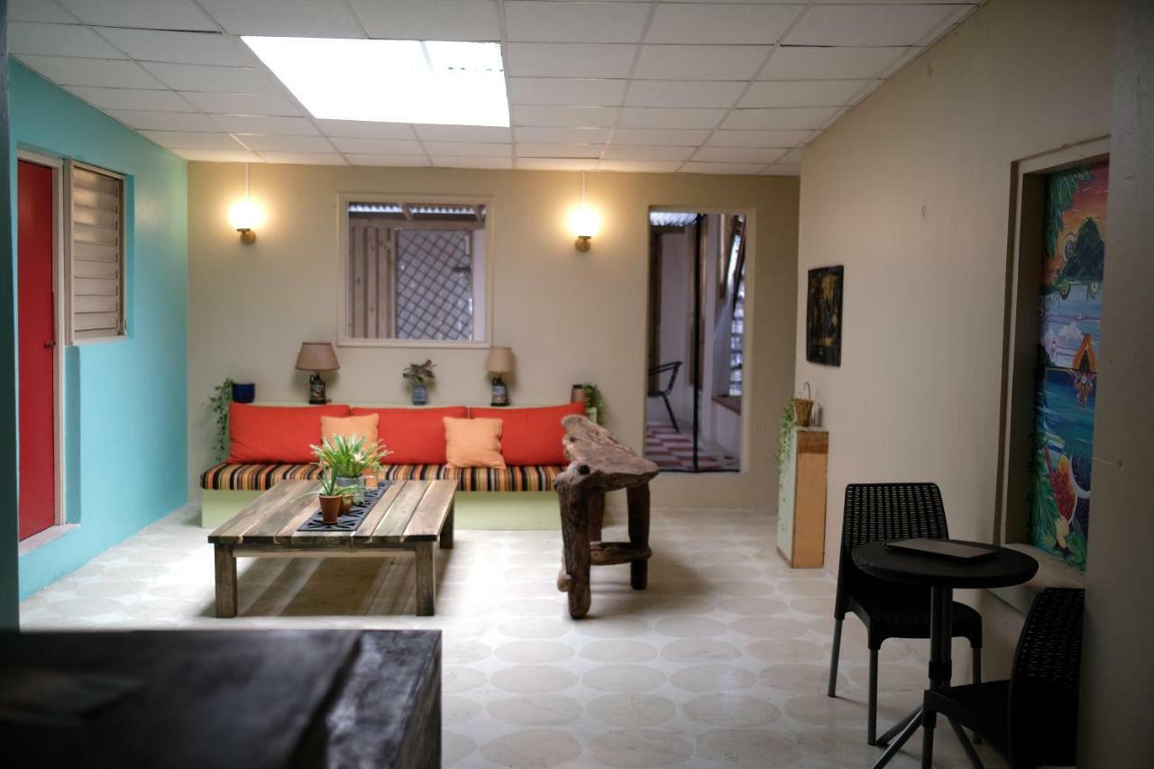 Ragamuffin Hostel Kingston Buitenkant foto