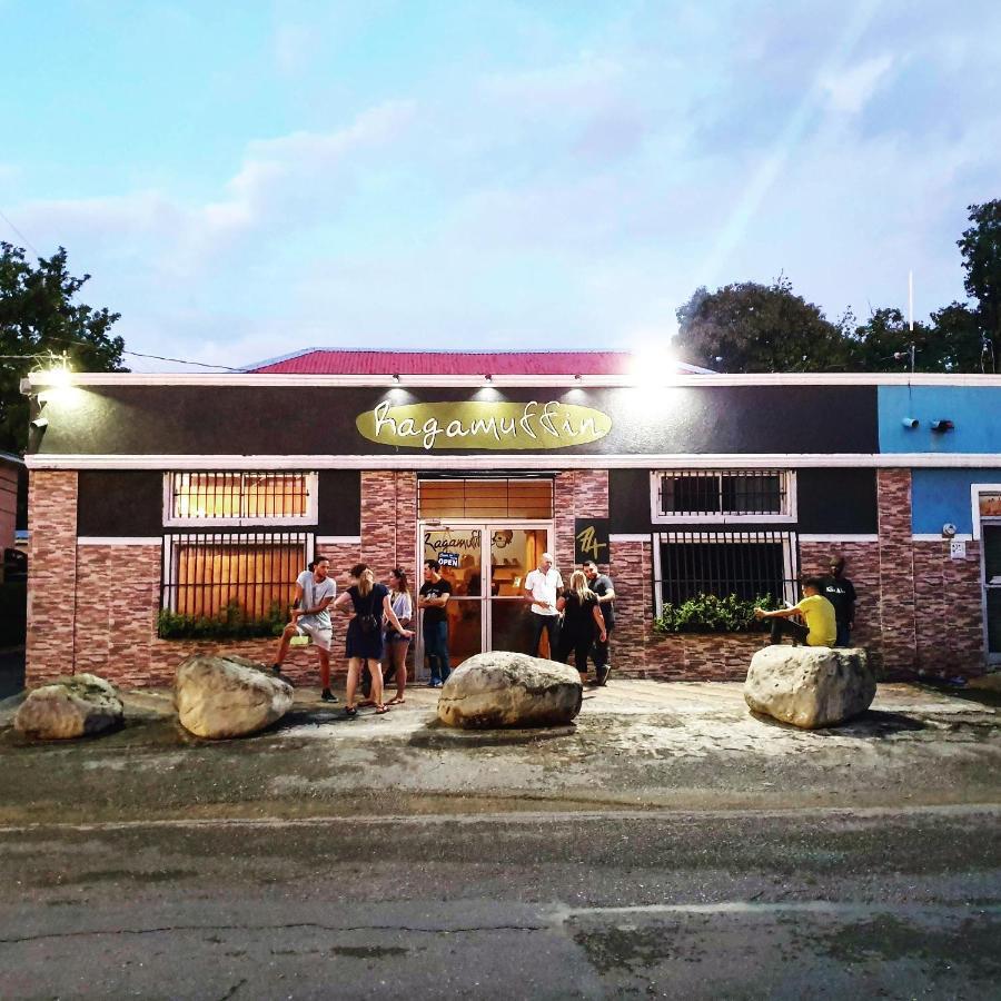Ragamuffin Hostel Kingston Buitenkant foto